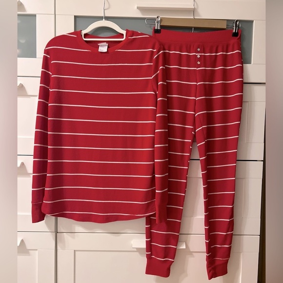 Stars Above Thermal Pajama Set - Picture 2 of 11